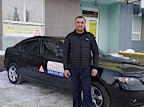 Инструктор автошколы Красильников Сергей Геннадьевич