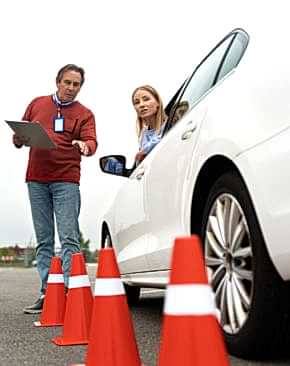 Как выбрать правильную автошколу: рекомендации и обзор автошколы «ПРОФ-АВТО» в Алматы